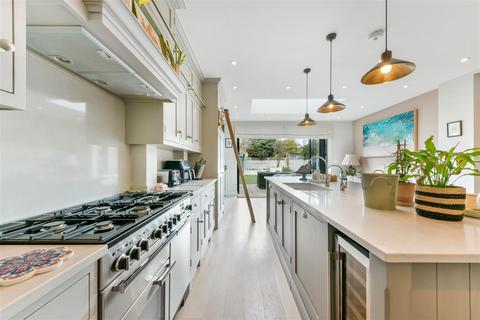 40 Clive Road, London, SW19 2JB