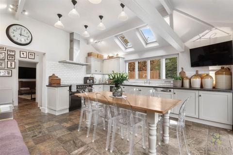 undefined, Evesham Road, Norton WR11