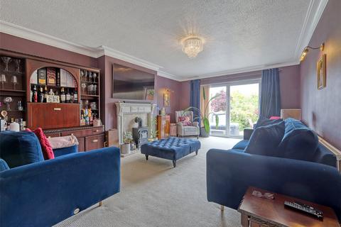 2 bedroom bungalow for sale, Maplin Way, Thorpe Bay, Essex, SS1