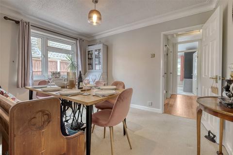 2 bedroom bungalow for sale, Maplin Way, Thorpe Bay, Essex, SS1
