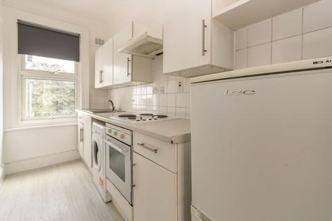 1 bedroom flat to rent, Douglas Road, Surbiton KT6