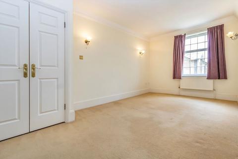 2 bedroom flat to rent, Balaclava Road, Surbiton KT6