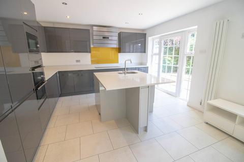 3 bedroom detached house to rent, Clarkes Lane, Beeston, Chilwell, Nottingham, NG9