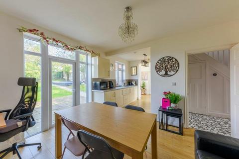 3 bedroom semi-detached house for sale, Pound Road, Oldbury, West Midlands, B68