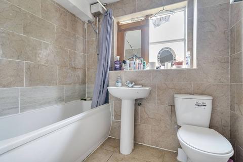 19 Kennedy Close, Mitcham, CR4 2AR
