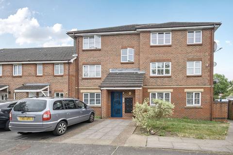 19 Kennedy Close, Mitcham, CR4 2AR