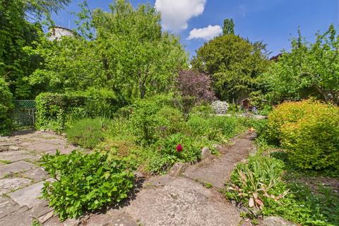 undefined, Castle Parade, Usk NP15