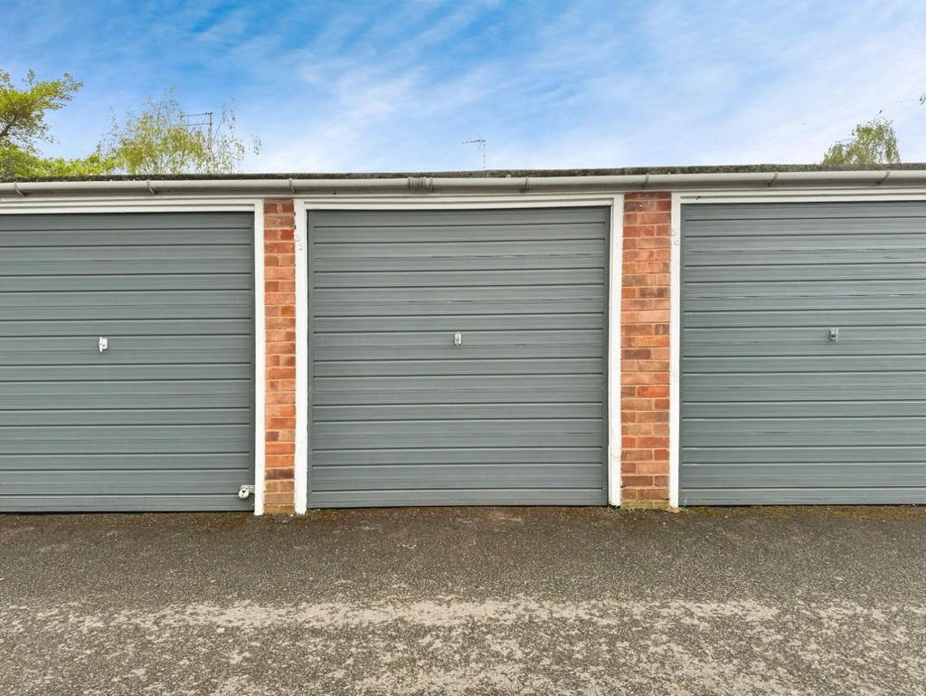 Dc268bce-Garage 20 Front.jpg