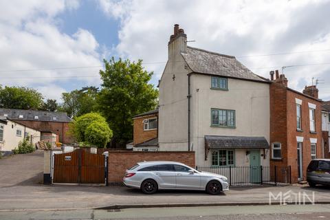 3 bedroom semi-detached house for sale, Humberstone Drive, Leicester LE5