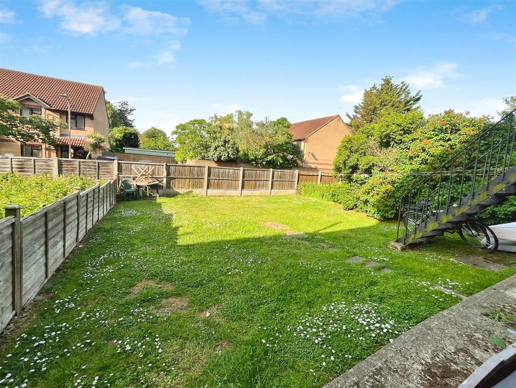 Communal Garden.jpg
