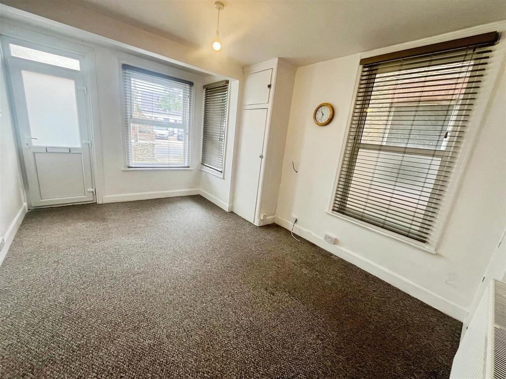 Living Room.jpg