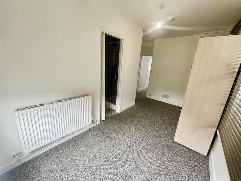 Bedroom.jpg