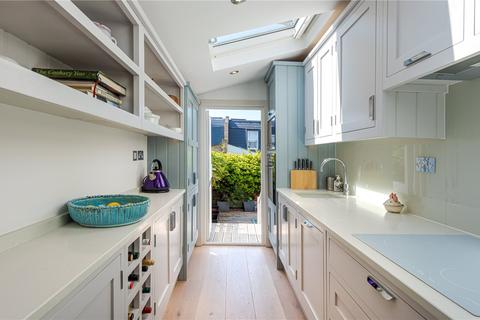 4 bedroom apartment for sale, Fulham Road, London, SW6