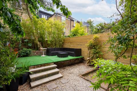 4 bedroom terraced house for sale, Belgrade Road, London N16