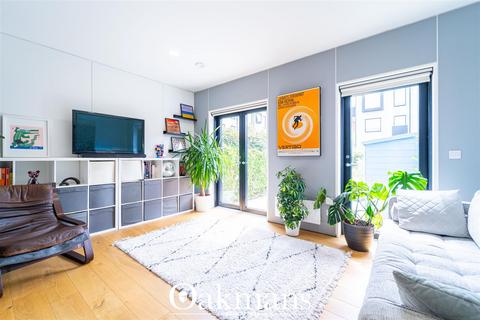 3 bedroom end of terrace house for sale, South Loop Park, Birmingham, B16