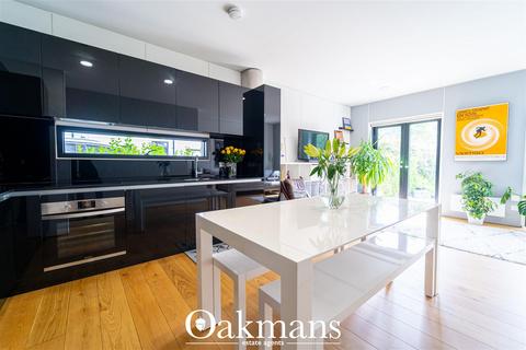 3 bedroom end of terrace house for sale, South Loop Park, Birmingham, B16