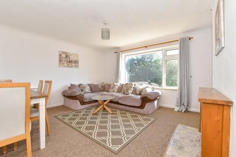 3 bedroom flat for sale, Roberts Road, Greatstone, New Romney, Kent