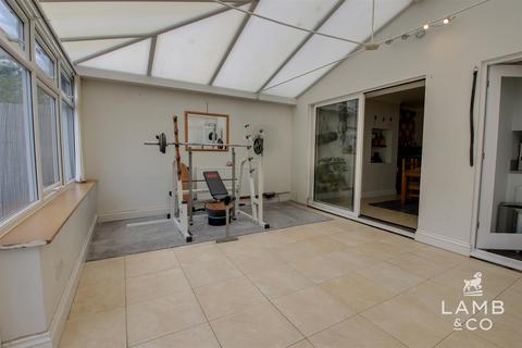 23 Oxford Crescent, Clacton-on-sea, CO15 3PY