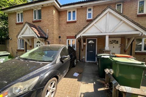 2 bedroom house to rent, Florence Elson Close, Manor Park