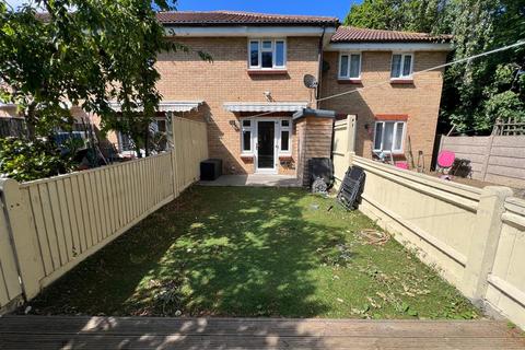 2 bedroom house to rent, Florence Elson Close, Manor Park