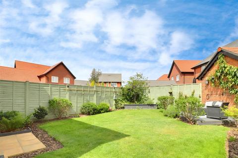 14 Teal Way, Wistaston, Crewe, CW2 8WJ