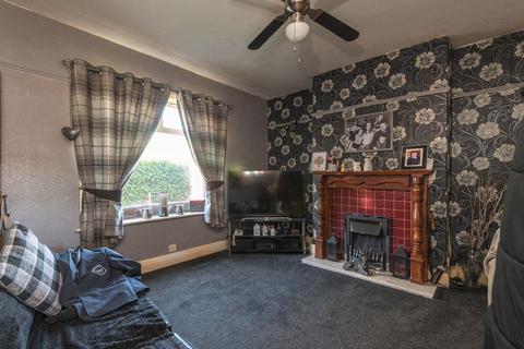 3 bedroom end of terrace house for sale, Wellington Street, Huddersfield HD3