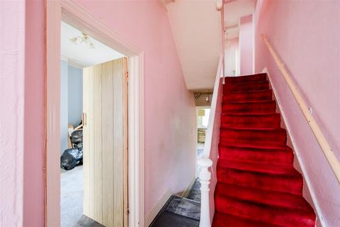 3 bedroom terraced house for sale, Lavender Grove, Hackney