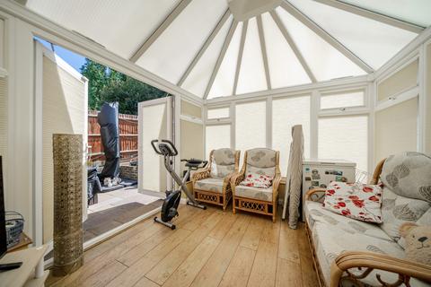 76 Bromley Hill, Bromley, BR1 4JU