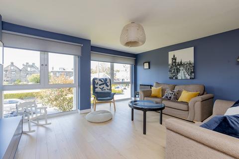 44 Summerside Street, Edinburgh, EH6 4NU