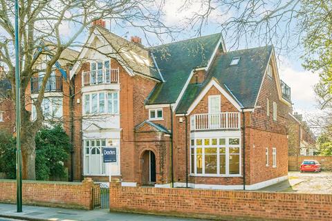Hampton Road, Twickenham TW2