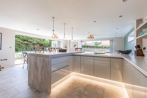 7 bedroom detached house for sale, Thornham