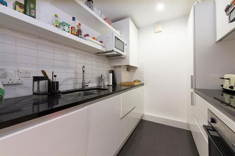 2 bedroom flat for sale, Sunlight Square, London E2