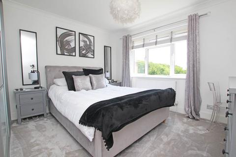 undefined, Ratton Drive, Eastbourne, BN20 9BT