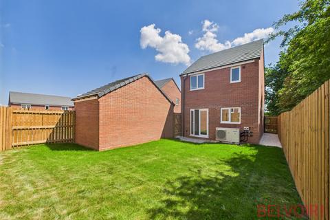 3 bedroom detached house to rent, Spengler Drive, Forest Town, NG19