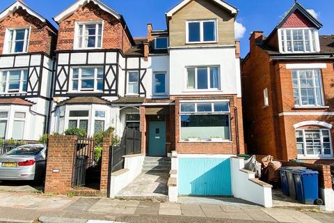 3 bedroom apartment for sale, 62 Pattison Road, London NW2