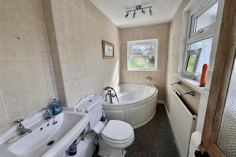 2 Bryn Bach Road, Upper Brynamman, Ammanford, SA18 1BH
