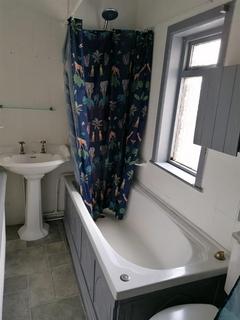 17 Berry Brow, Manchester, M40 1QR