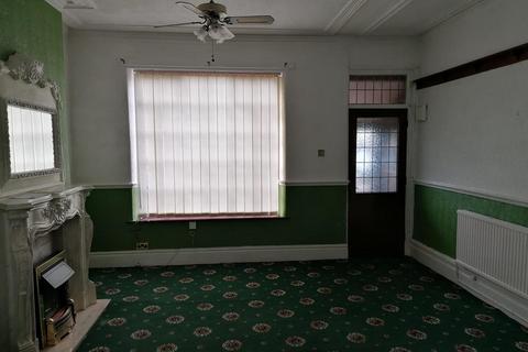 17 Berry Brow, Manchester, M40 1QR