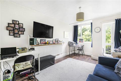 Carslake Road, London, SW15
