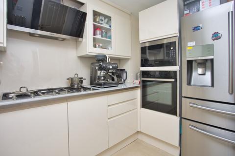 3 bedroom semi-detached house for sale, Kingly Way, Dover, CT17