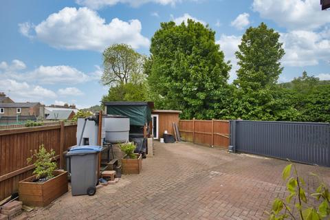 3 bedroom semi-detached house for sale, Kingly Way, Dover, CT17