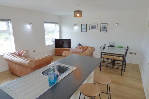 2 bedroom flat to rent, Pontargothi, Carmarthen, Carmarthenshire
