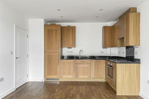2 bedroom flat for sale, Spring Drive, Cambridge CB2