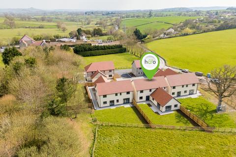 undefined, Piper's Farm, Ashcott