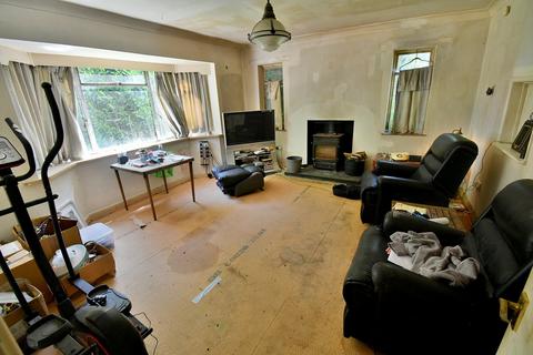 2 bedroom bungalow for sale, Verwood Road, Three Legged Cross, Wimborne, BH21
