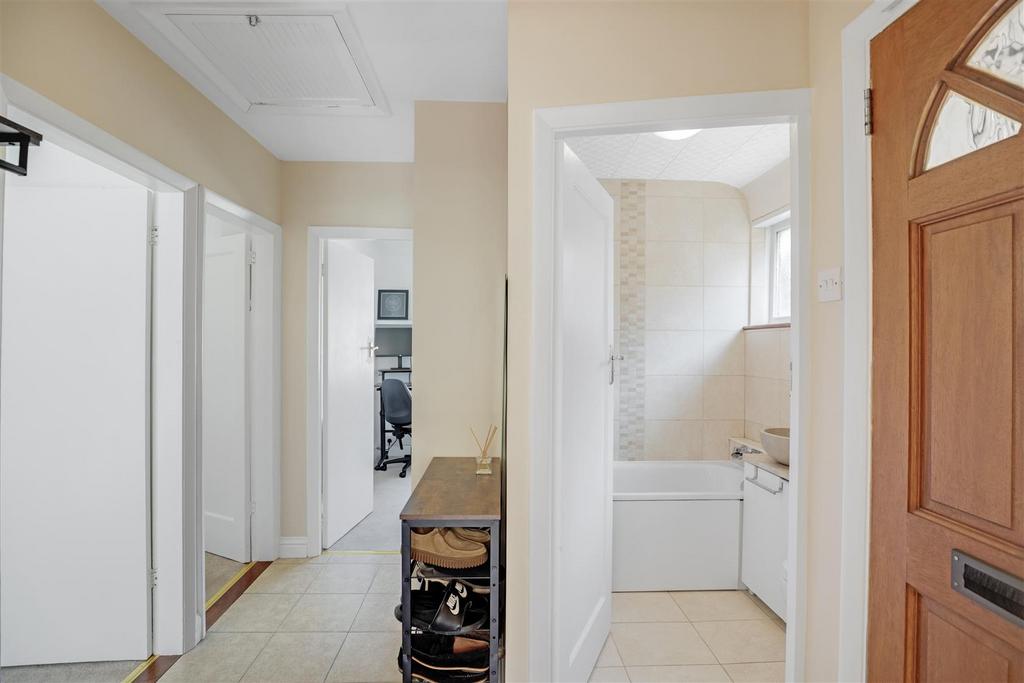 12-3df783020-Prop WPen-JJ-Meadowview Rd-12.jpg