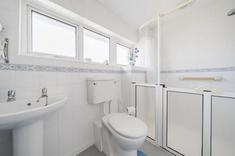 38 Bonsey Lane, Woking, GU22 9PT