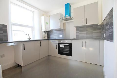 1 bedroom flat to rent, Station Road, Hadfield SK13