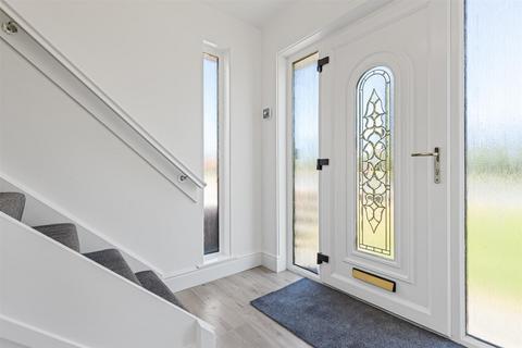 5 Castle View, Wishaw, ML2 9PQ