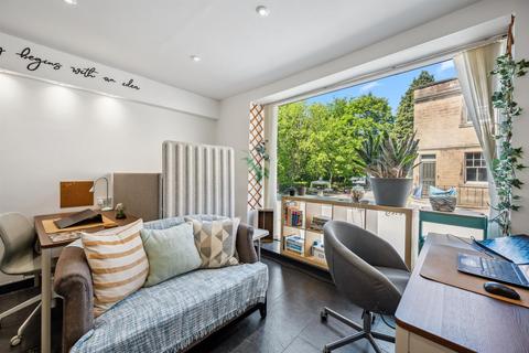 2 bedroom end of terrace house for sale, Bank Road, Matlock DE4